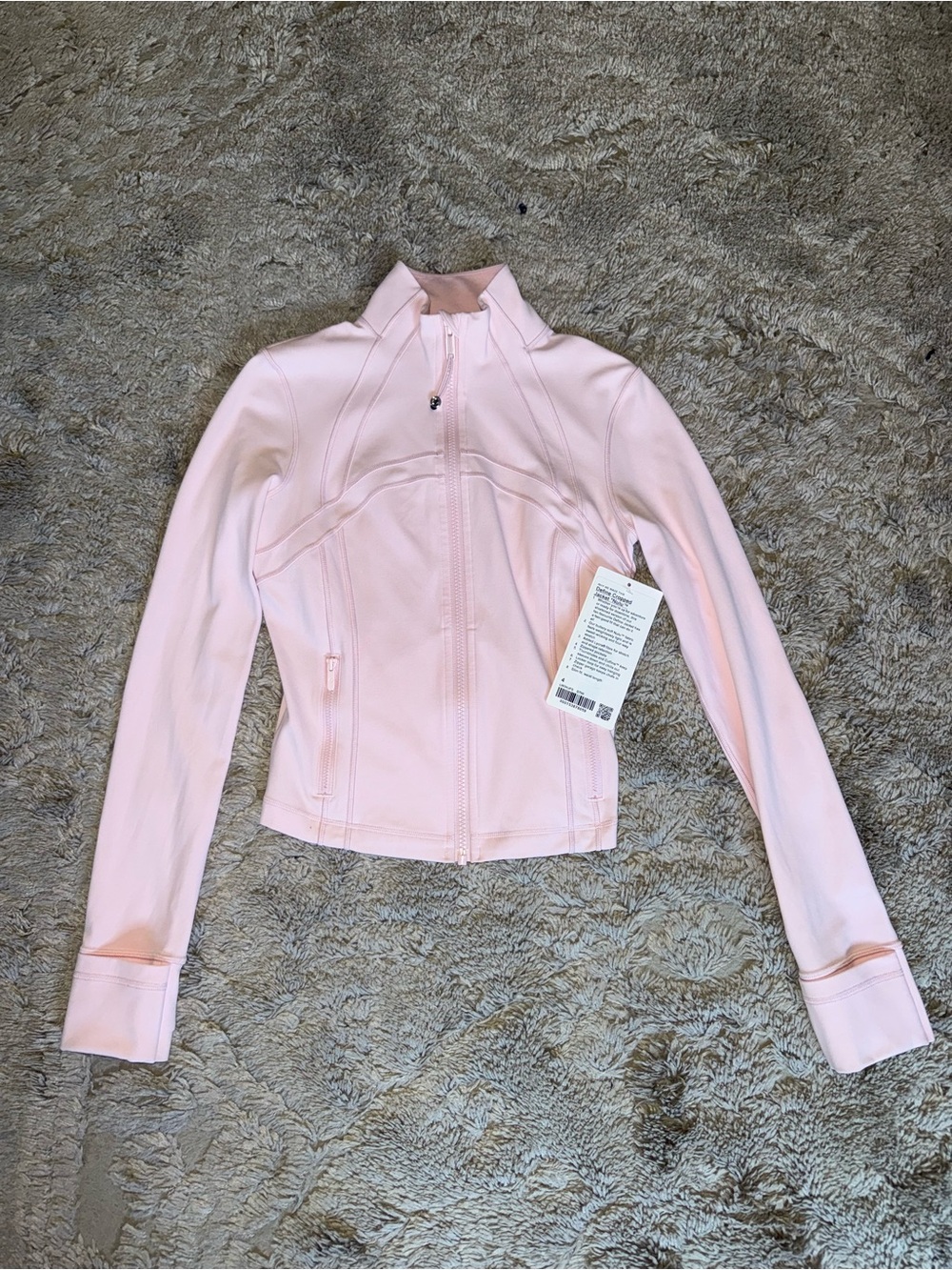Lululemon strawberry milkshake pink crop Define Jacket NWT size 4
